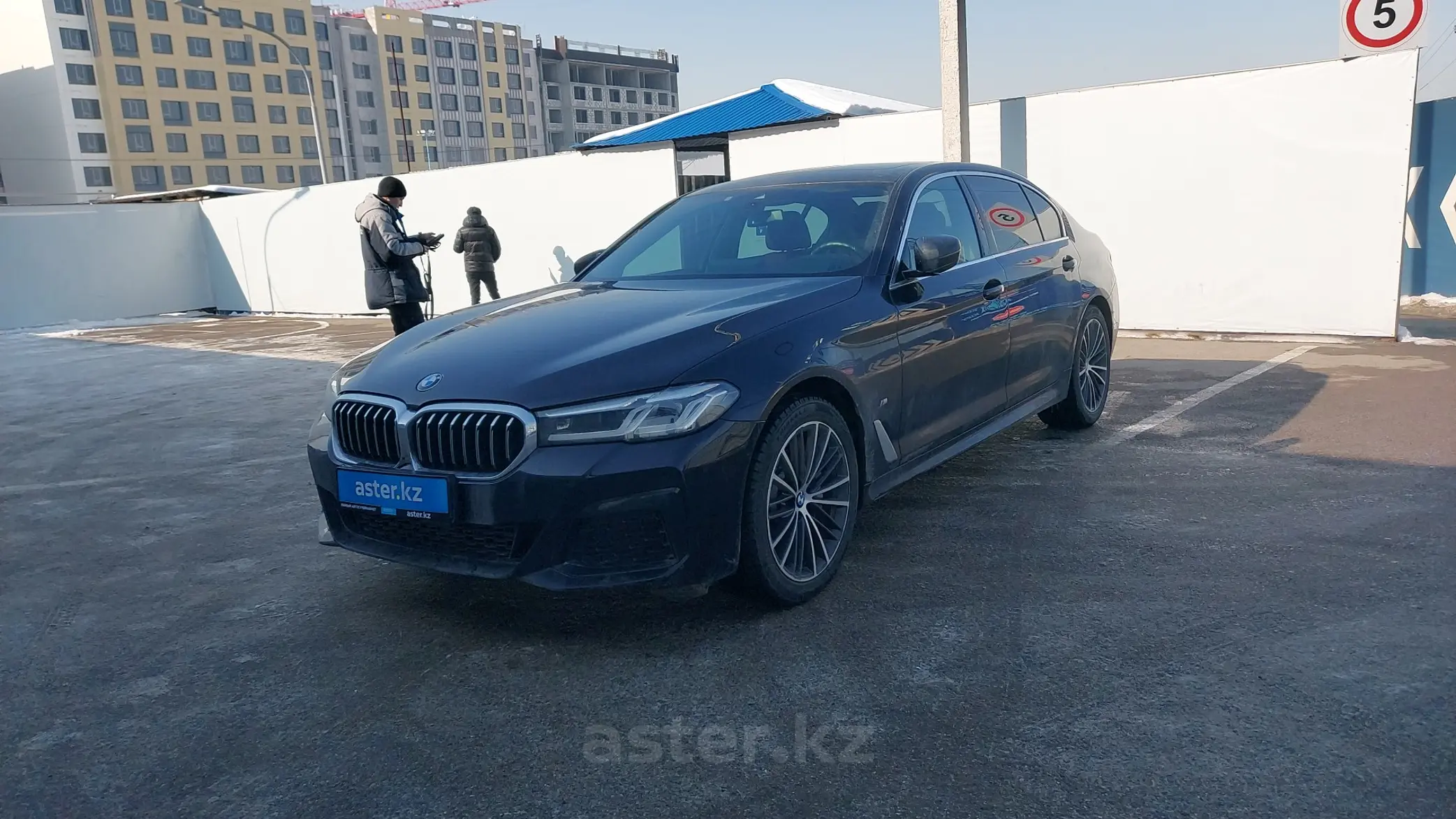 BMW 5 серии 2021