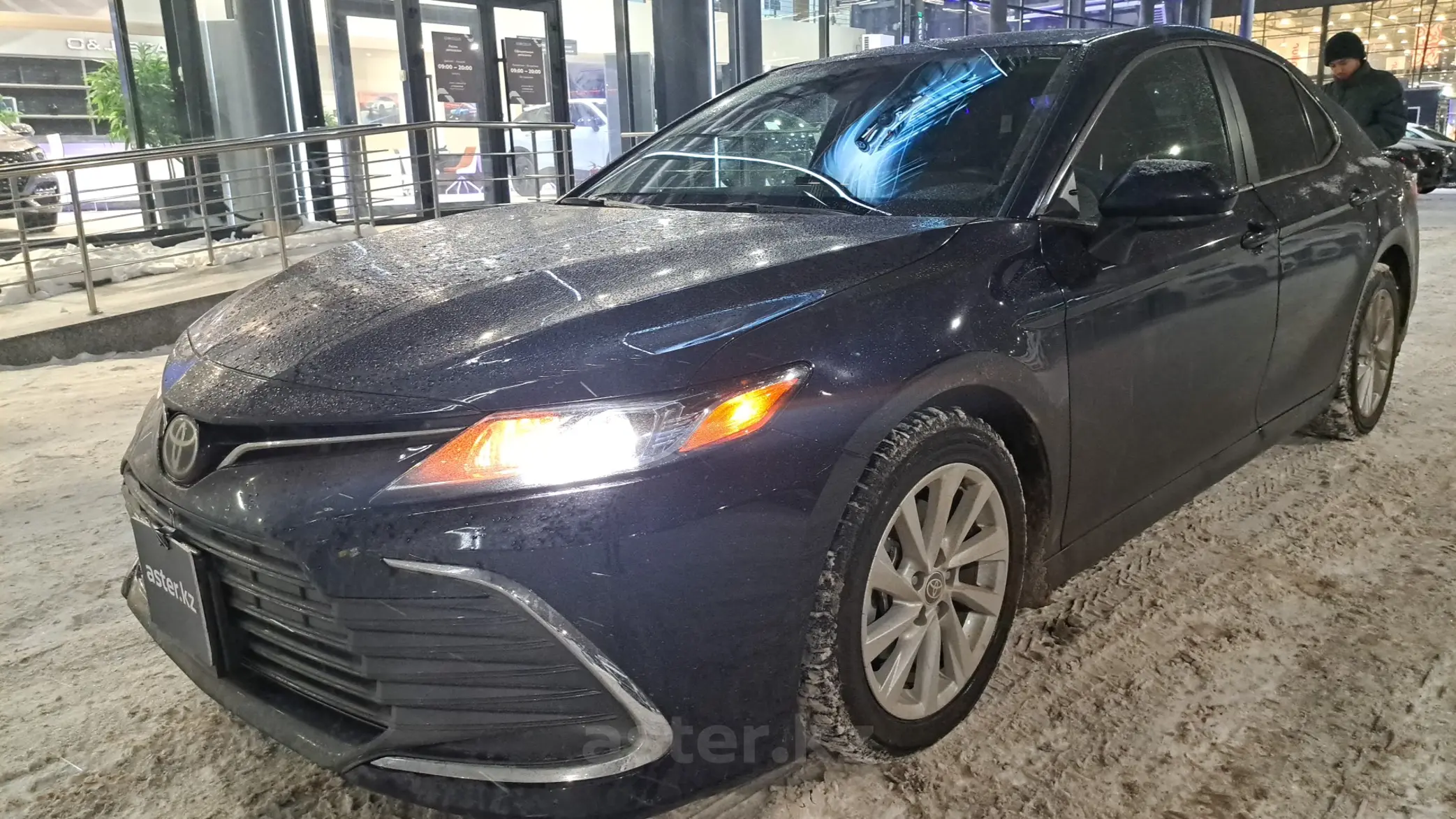 Toyota Camry 2021