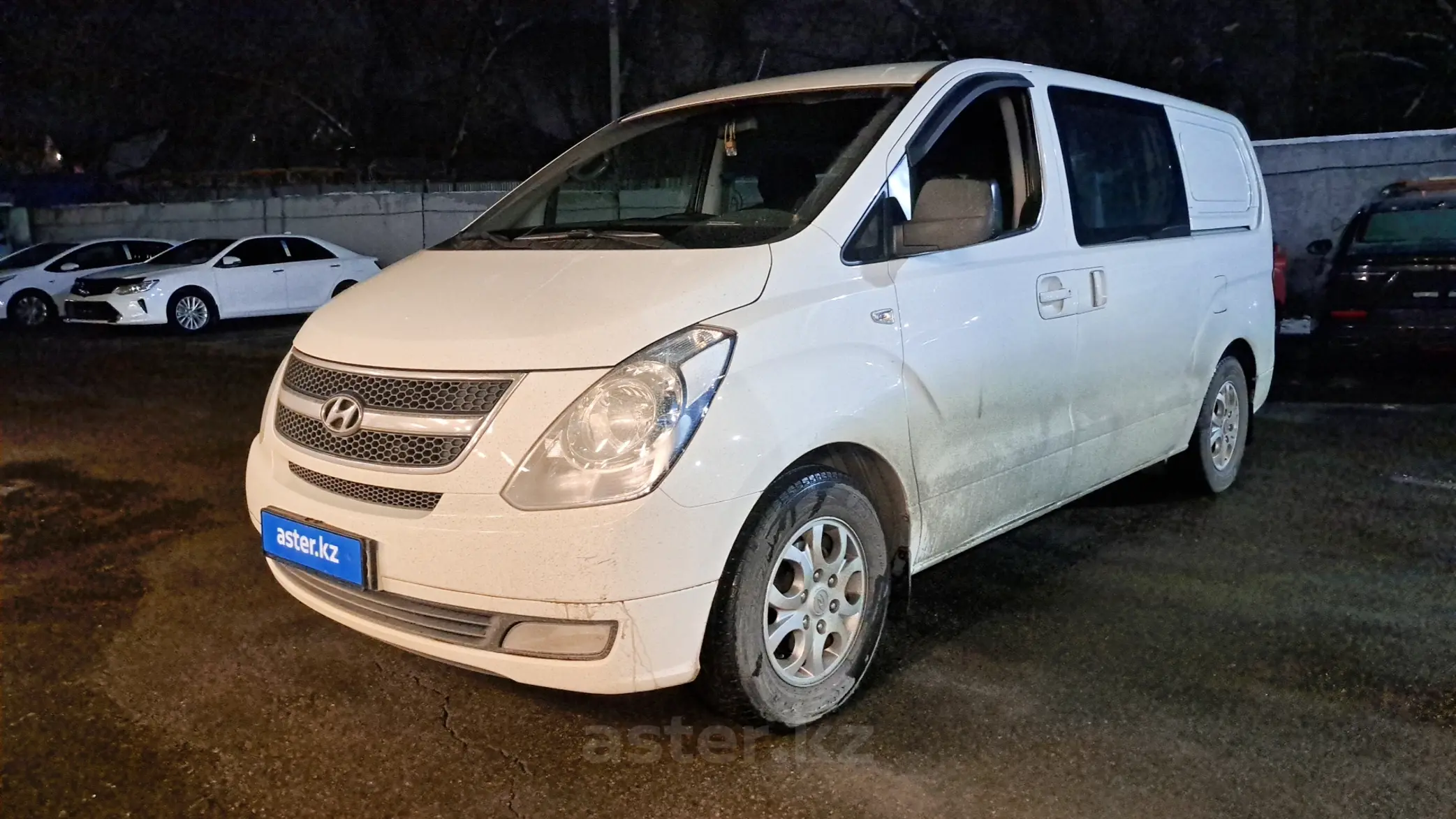 Hyundai Grand Starex 2011