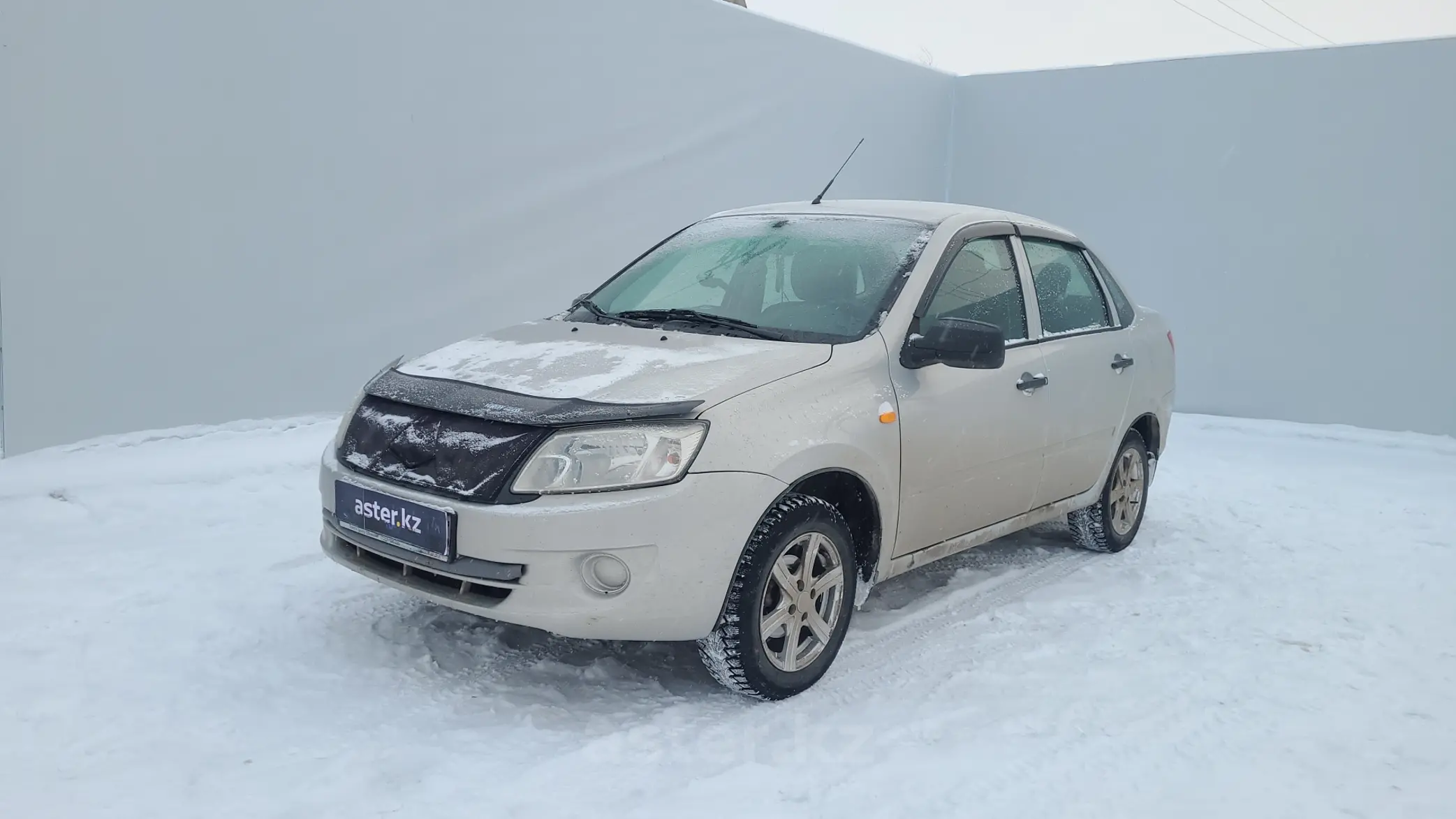 LADA (ВАЗ) Granta 2013