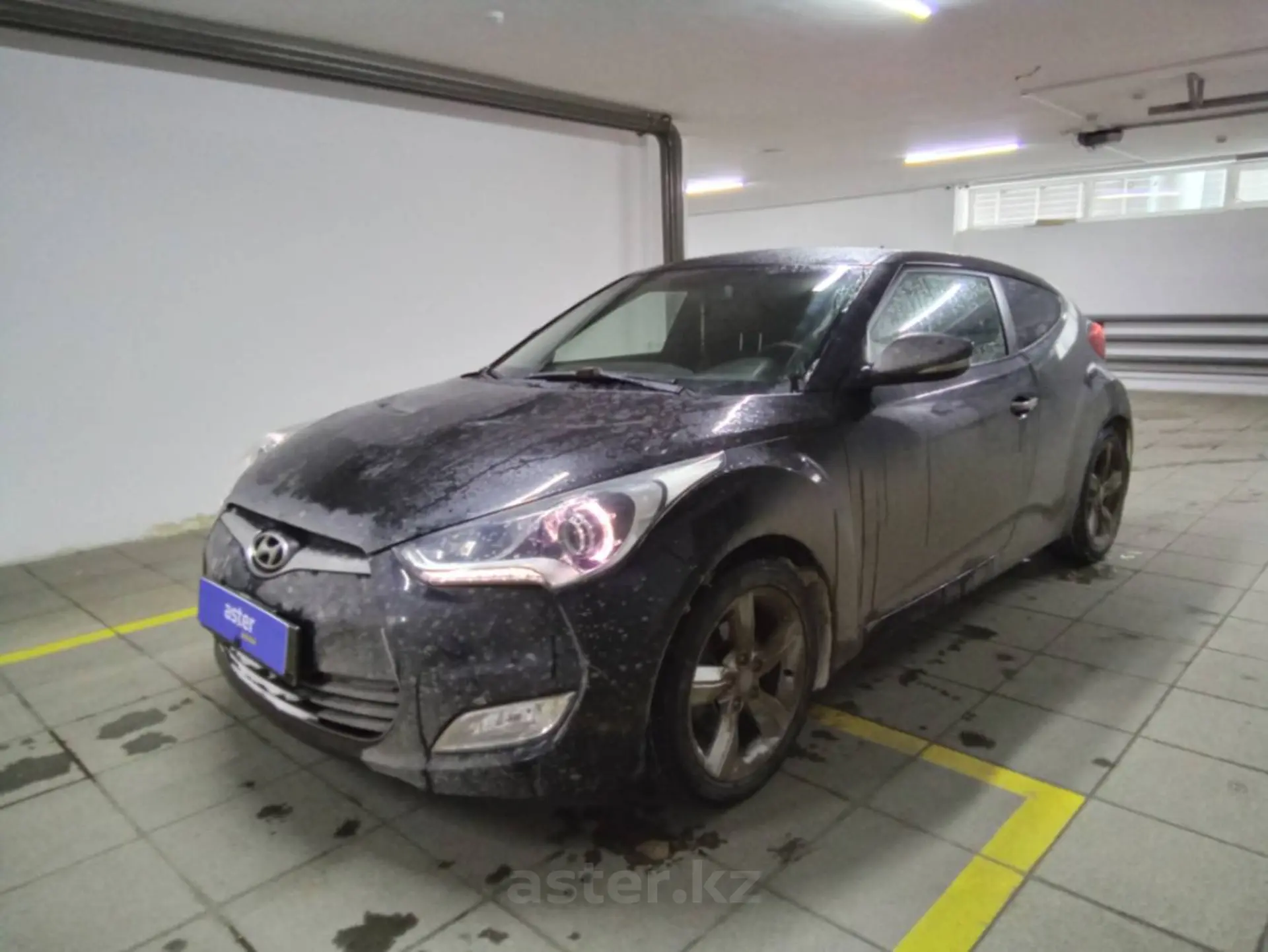 Hyundai Veloster 2013