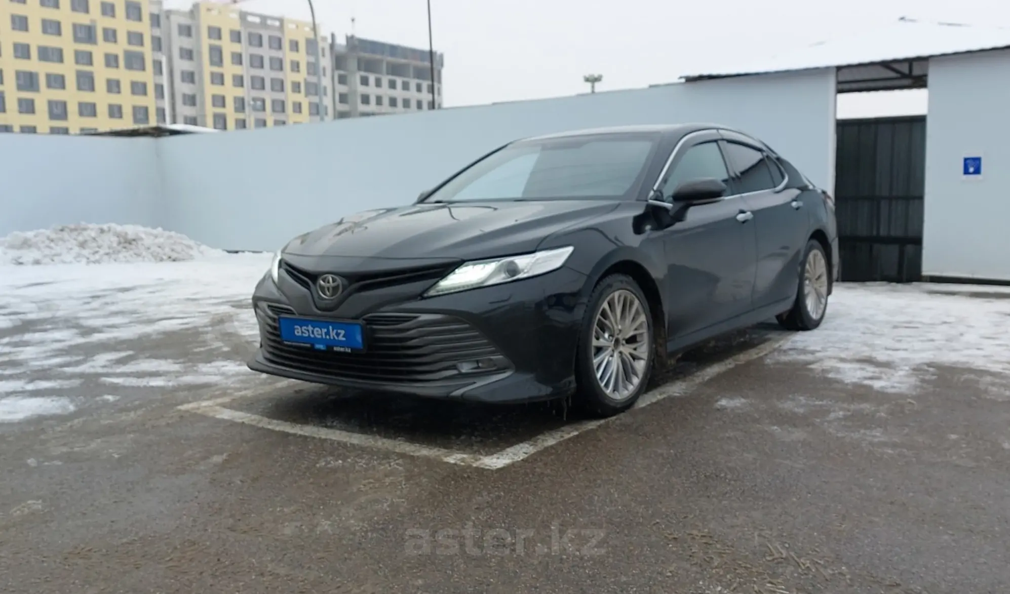 Toyota Camry 2019