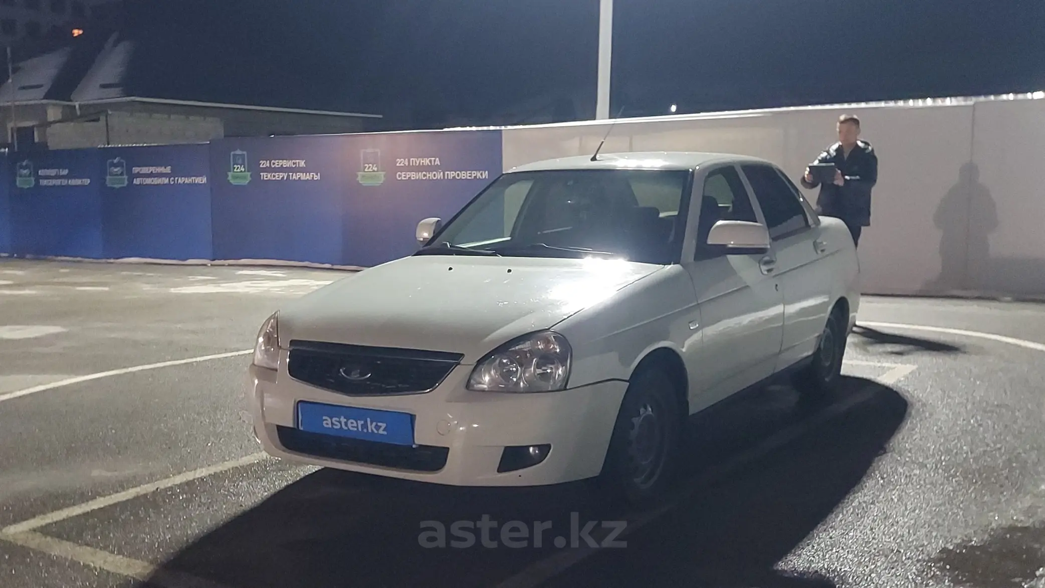 LADA (ВАЗ) Priora 2013