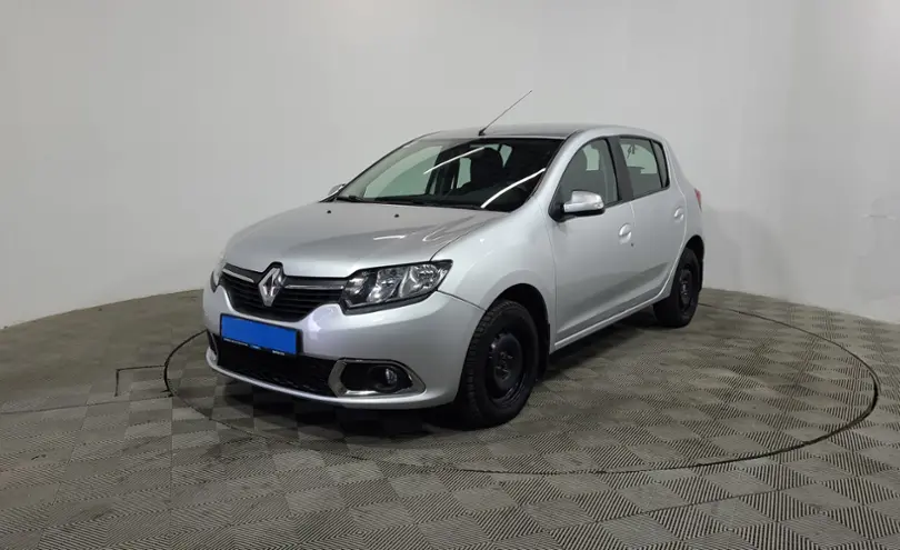 Renault Sandero 2015 года за 3 772 000 тг. в Алматы