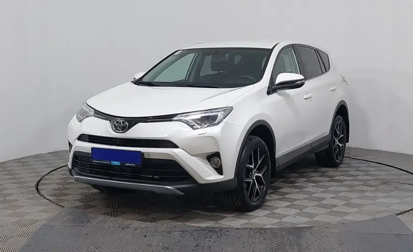 Toyota RAV4 2017 года за 11 890 000 тг. в Астана