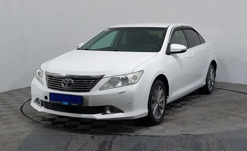 Toyota Camry 2013 года за 8 390 000 тг. в Астана