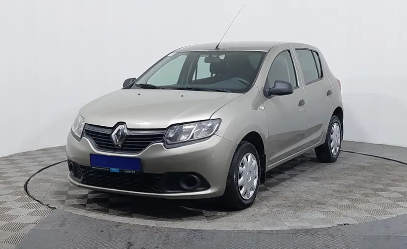 Renault Sandero 2015 года за 3 390 000 тг. в Астана