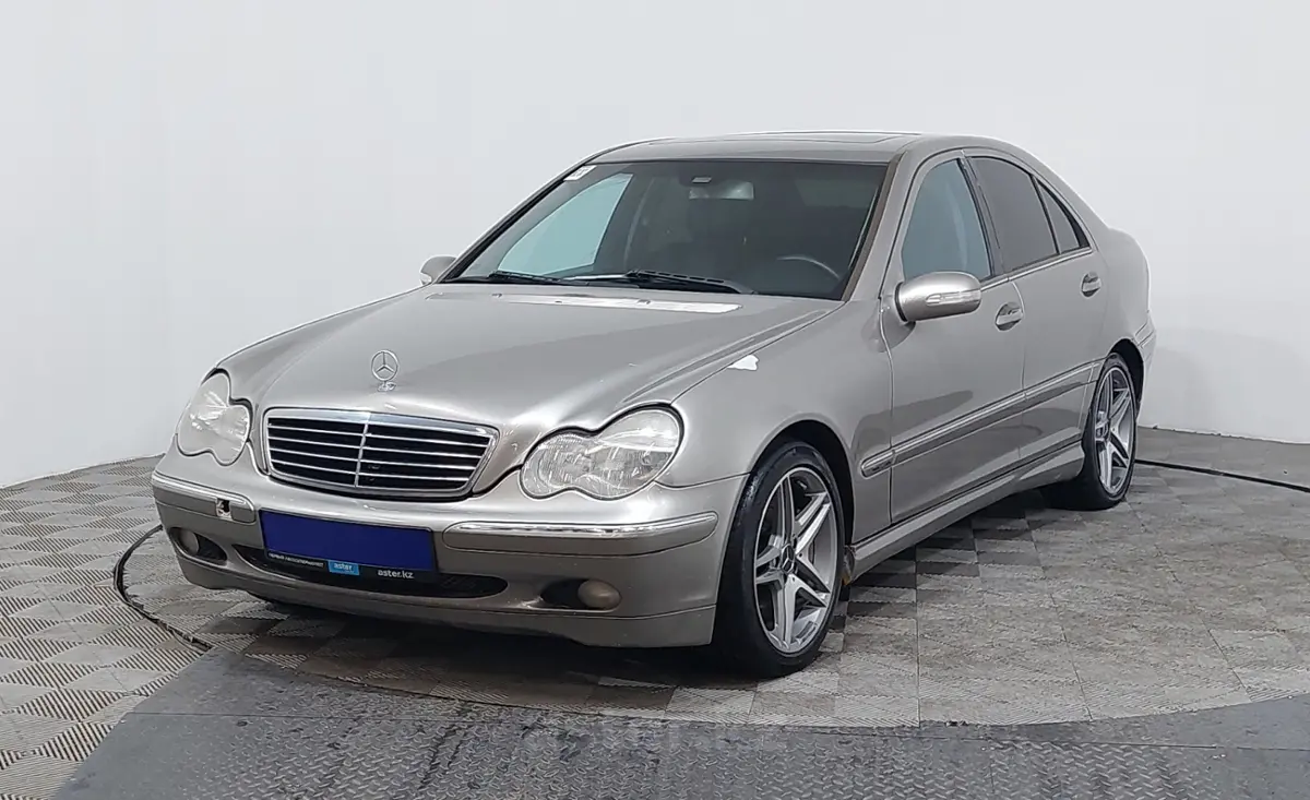 2004 Mercedes-Benz C-Класс