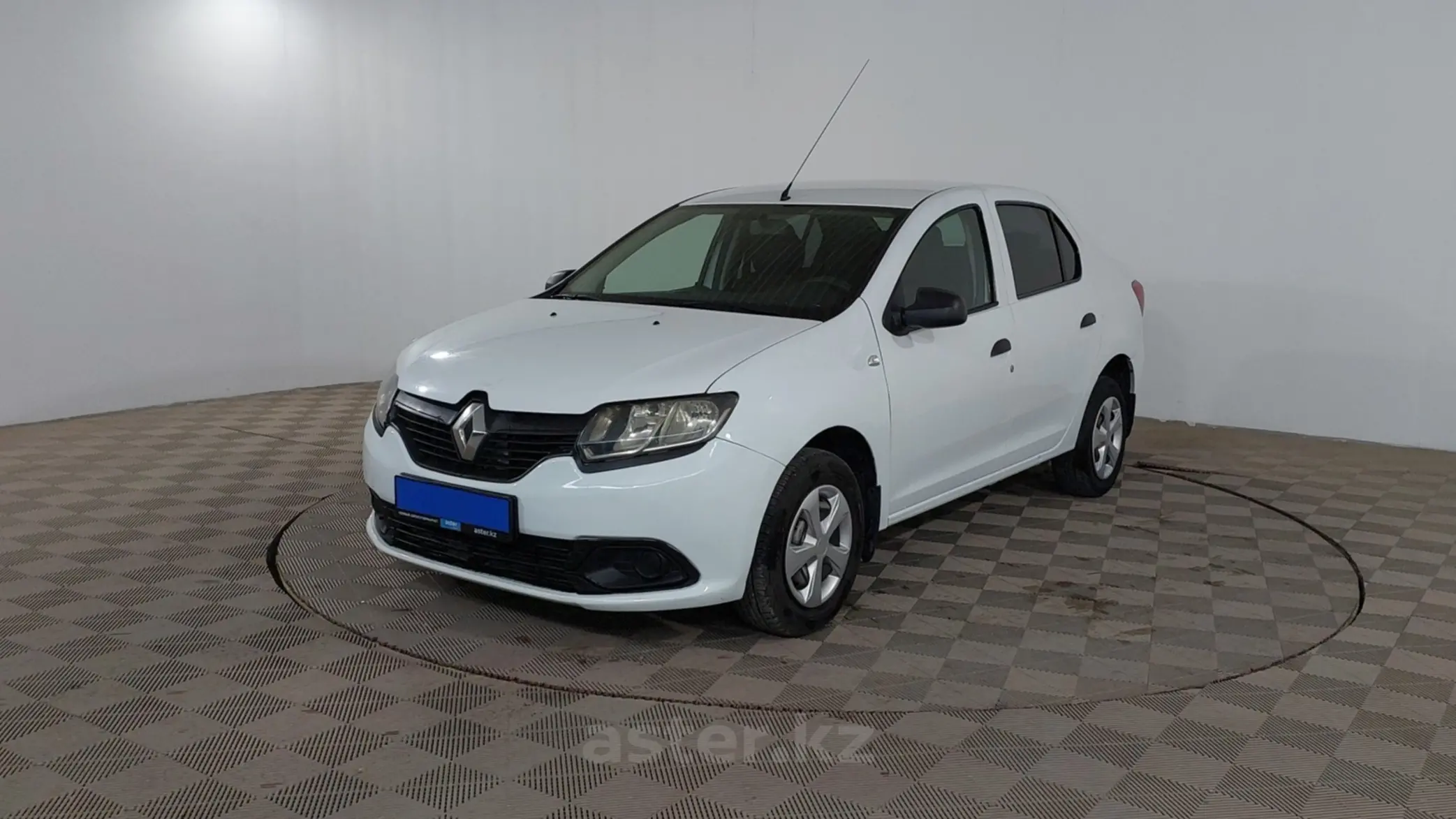 Renault Logan 2015