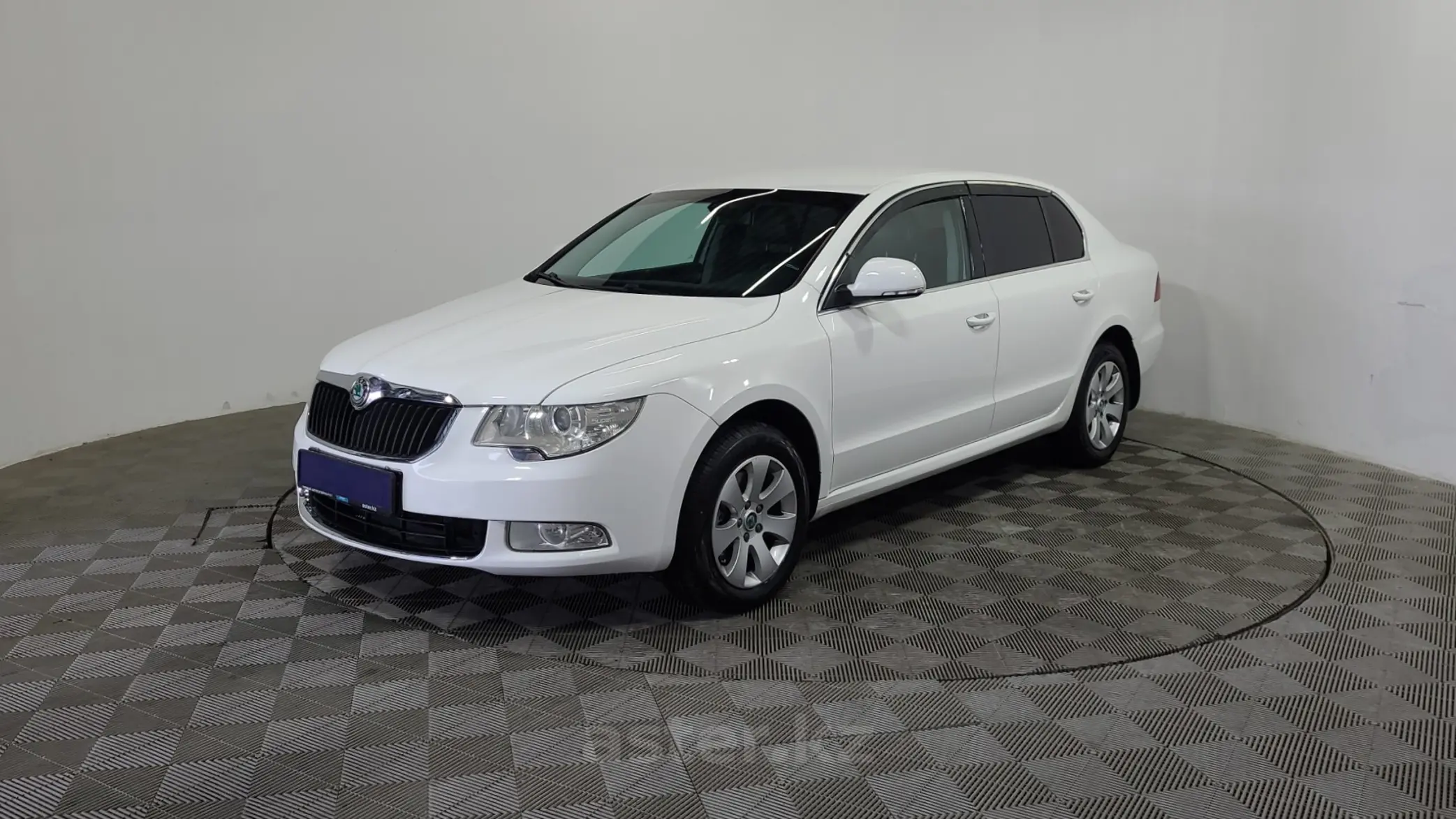 Skoda Superb 2012