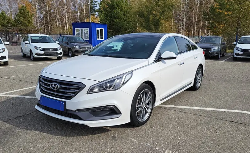 Hyundai Sonata 2015 года за 8 250 000 тг. в Усть-Каменогорск