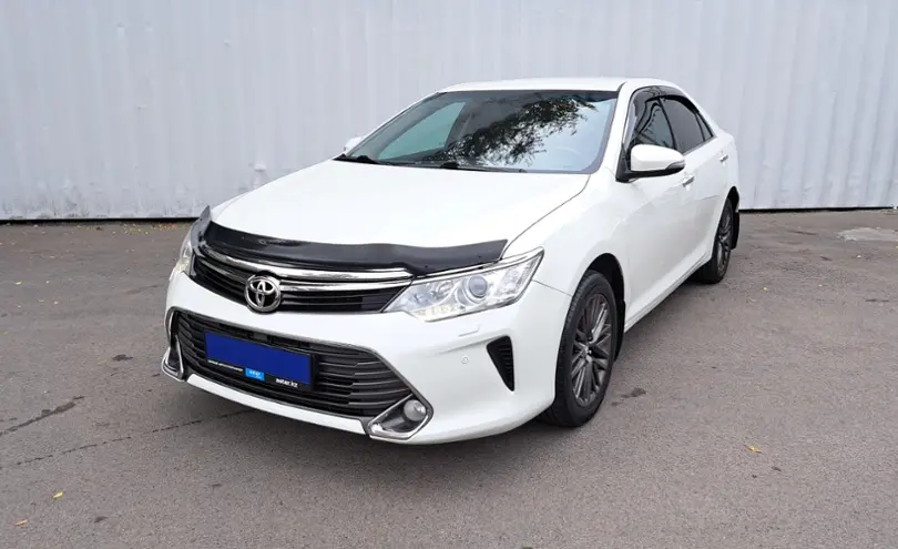 Toyota Camry 2017 года за 10 750 000 тг. в Алматы