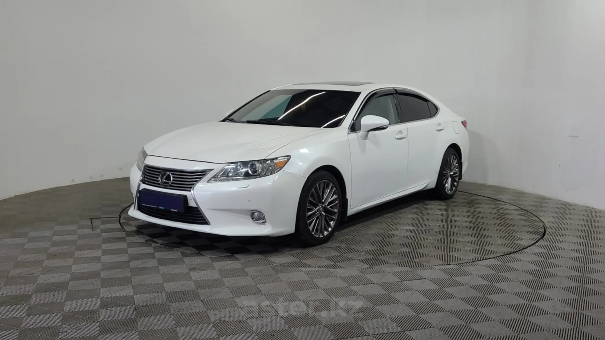 Lexus ES 2013