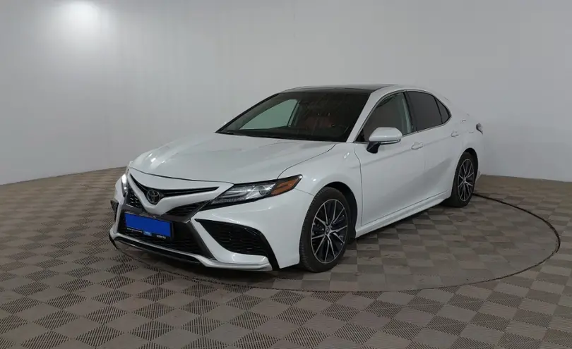 Toyota Camry 2021 года за 13 218 000 тг. в Шымкент