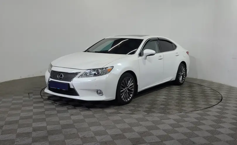 Lexus ES 2013 года за 11 550 000 тг. в Алматы