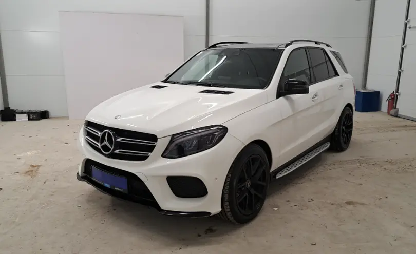 Mercedes-Benz GLE 2015 года за 18 390 000 тг. в Актобе