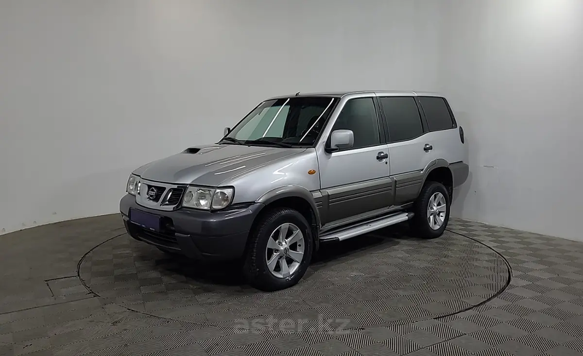 2004 Nissan Terrano