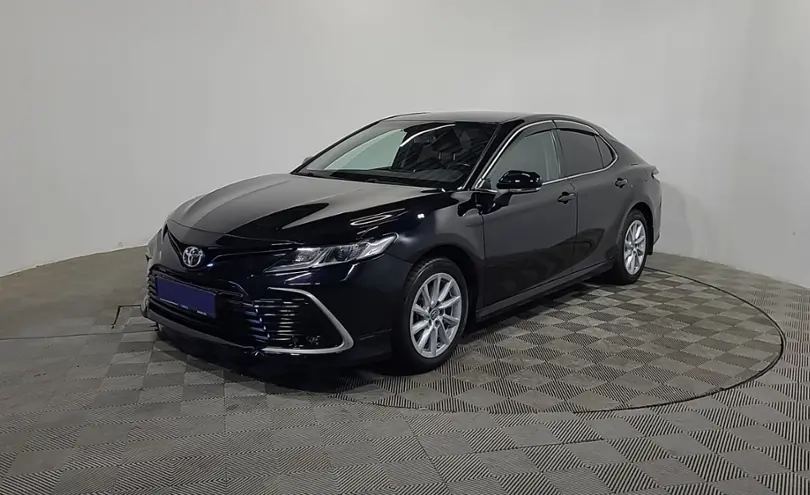 Toyota Camry 2021 года за 12 680 000 тг. в Алматы