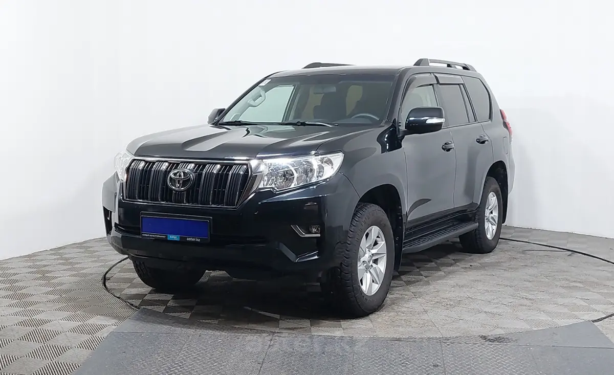 2018 Toyota Land Cruiser Prado