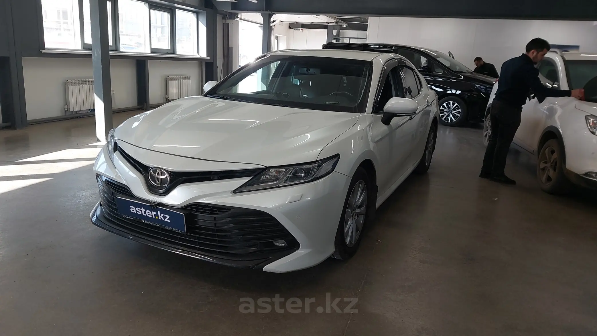 Toyota Camry 2019