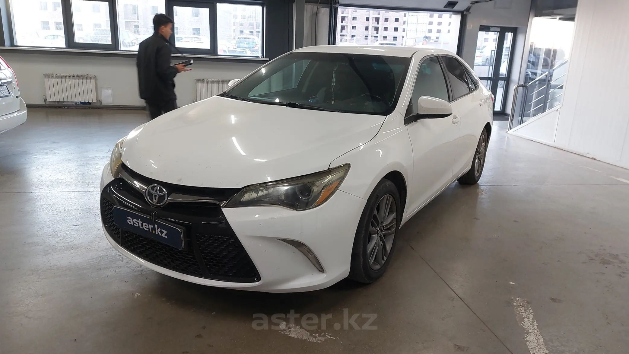 Toyota Camry 2016