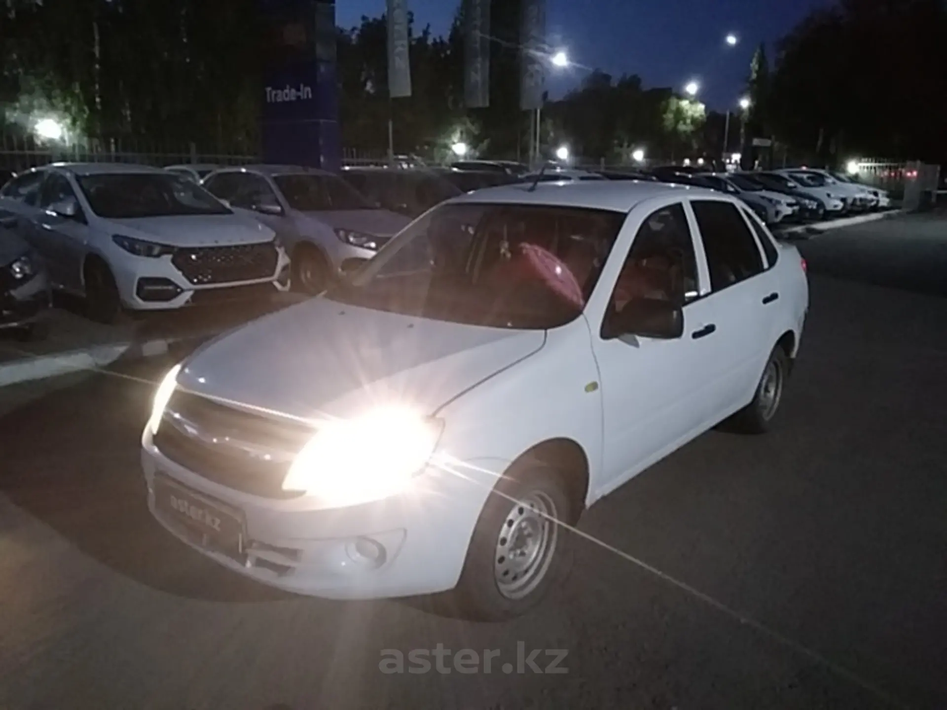 LADA (ВАЗ) Granta 2013