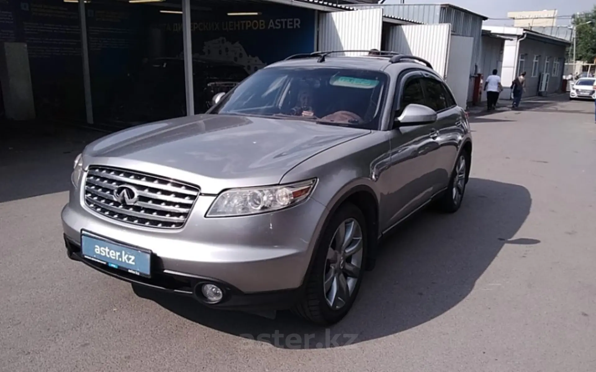 Infiniti FX 2003