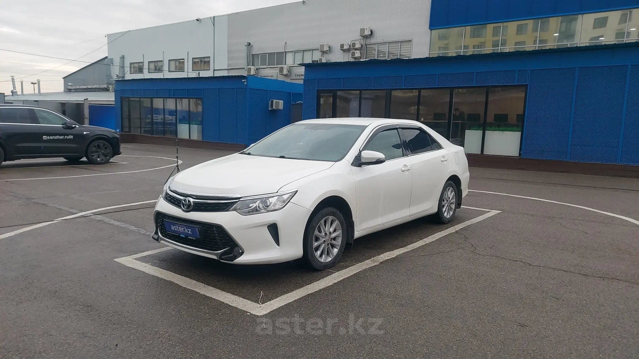 Toyota Camry 2016