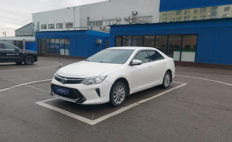 Toyota Camry 2016 года за 10 000 000 тг. в Алматы