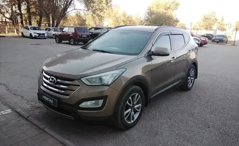 Hyundai Santa Fe 2014 года за 9 500 000 тг. в Актобе