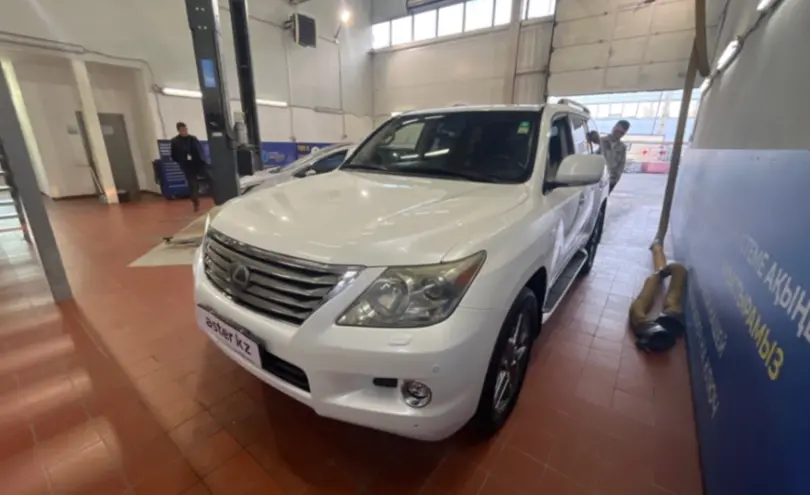 Lexus LX 2009 года за 17 000 000 тг. в Астана