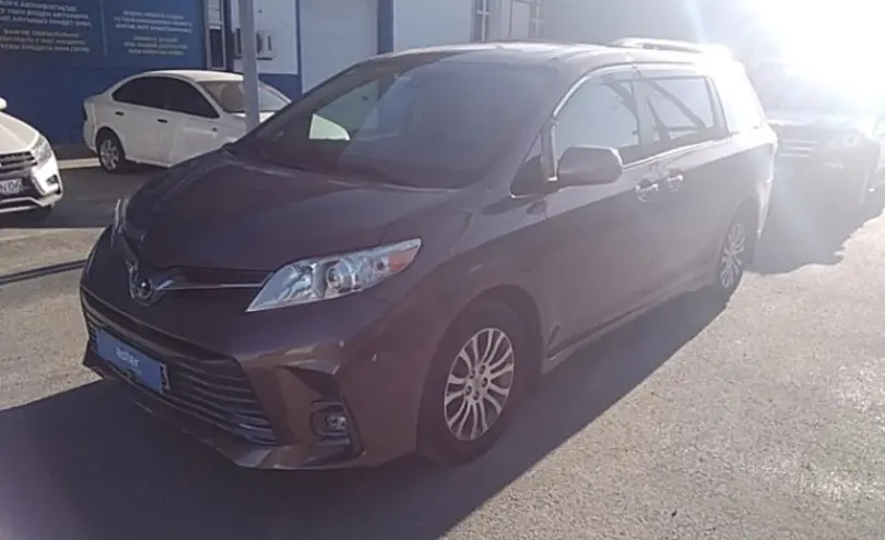 Toyota Sienna 2020 года за 20 000 000 тг. в Атырау