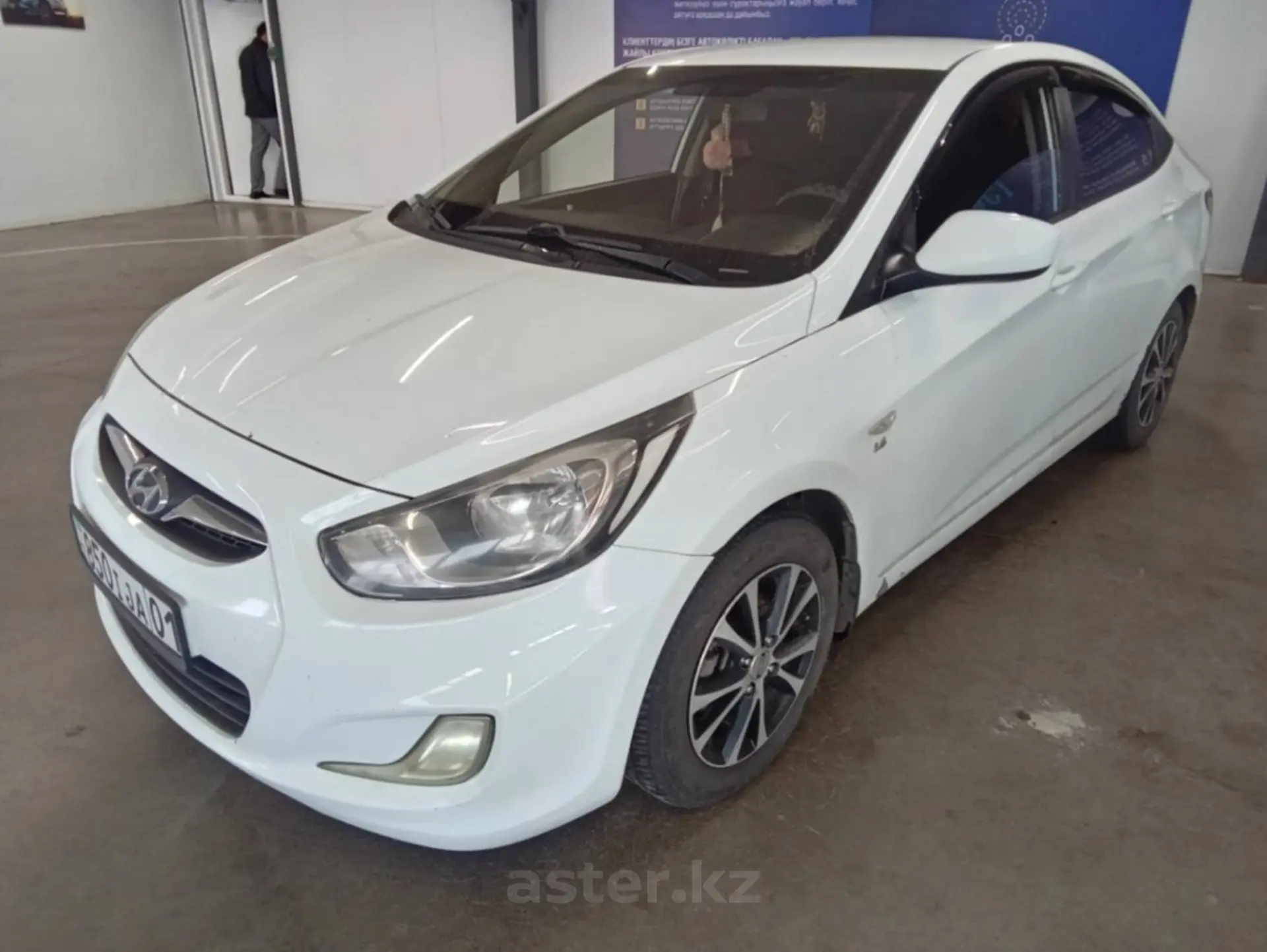 Hyundai Accent 2011