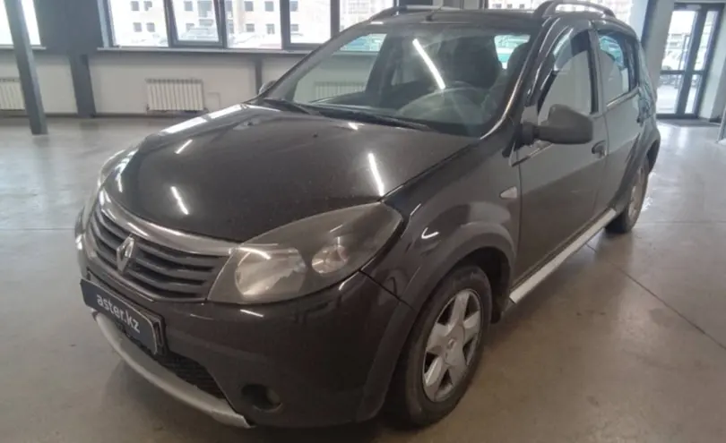 Renault Sandero 2013 года за 4 000 000 тг. в Астана