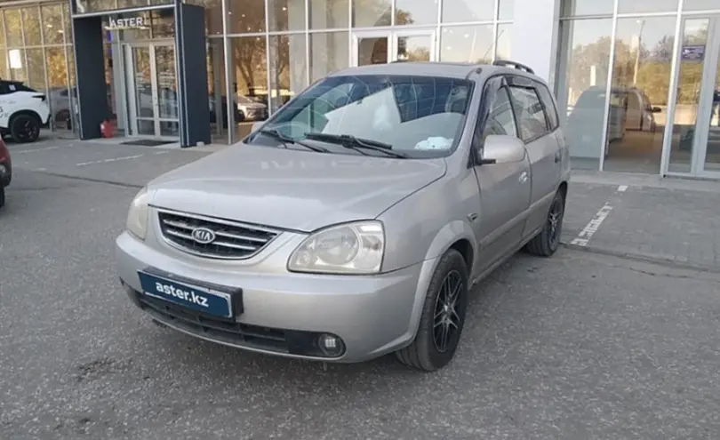 Kia Carens 2003 года за 3 000 000 тг. в Актобе