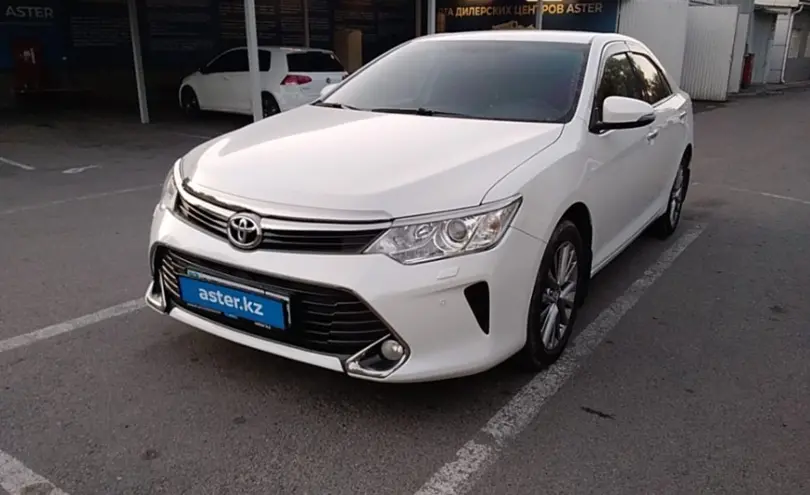 Toyota Camry 2016 года за 13 000 000 тг. в Алматы