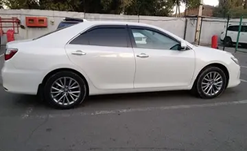 Toyota Camry 2016 года за 13 000 000 тг. в Алматы фото 4