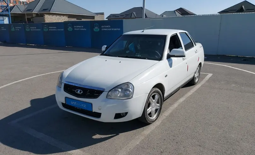 LADA (ВАЗ) Priora 2013 года за 3 000 000 тг. в Шымкент