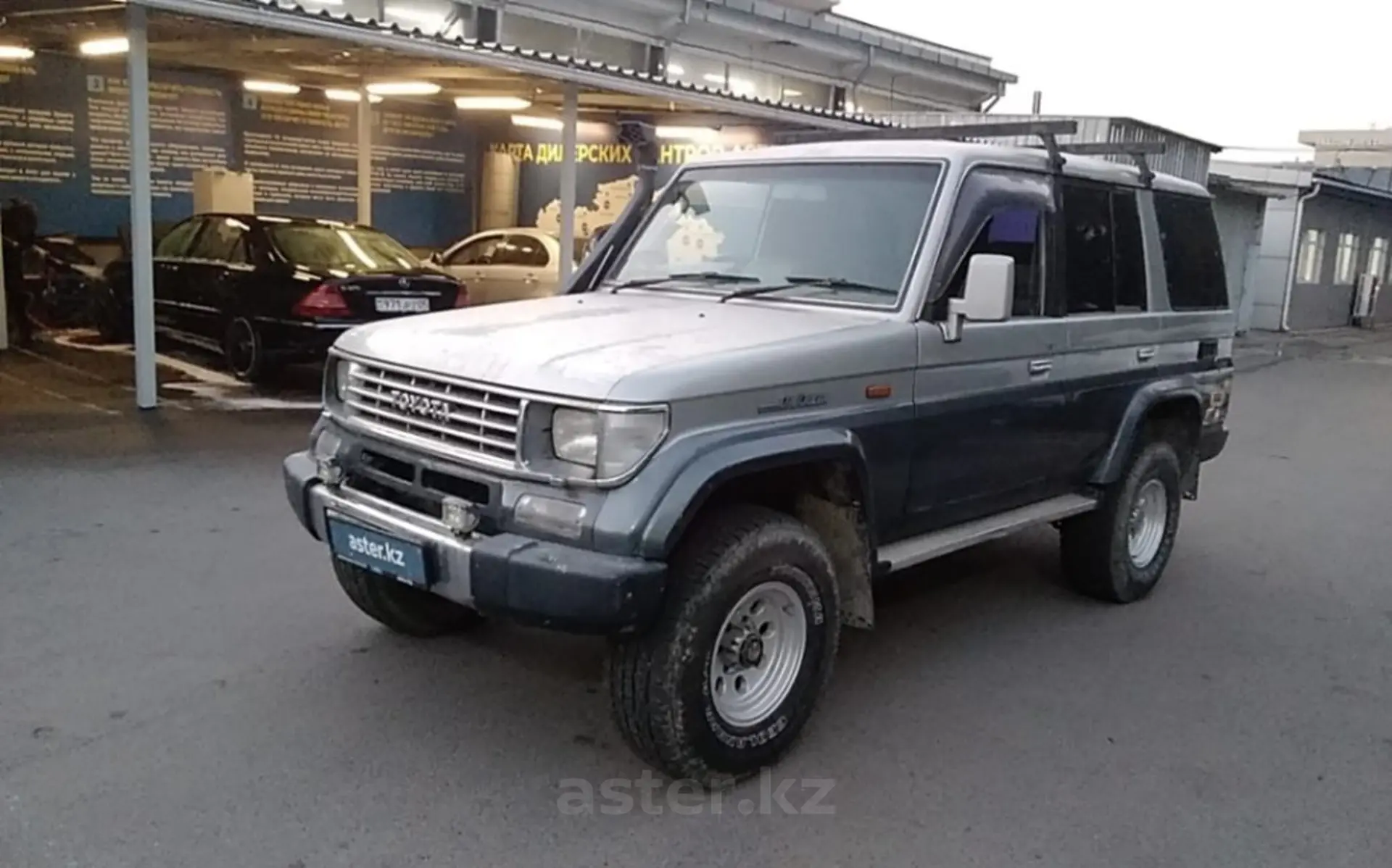 Toyota Land Cruiser Prado 1992