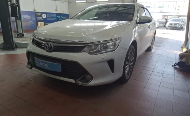 Toyota Camry 2016 года за 11 500 000 тг. в Астана