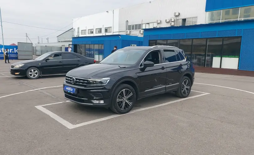 Volkswagen Tiguan 2017 года за 9 500 000 тг. в Алматы