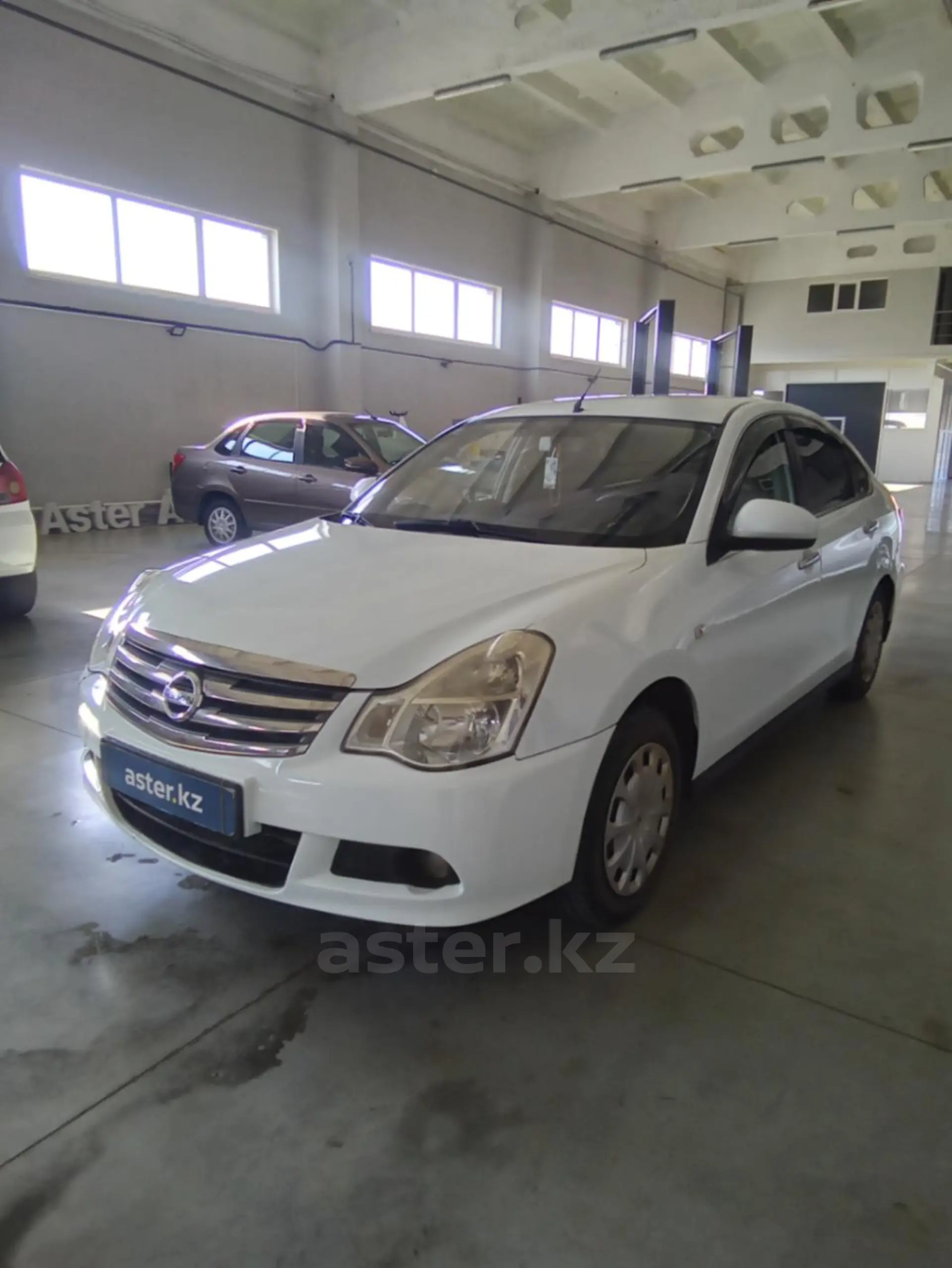 Nissan Almera 2014