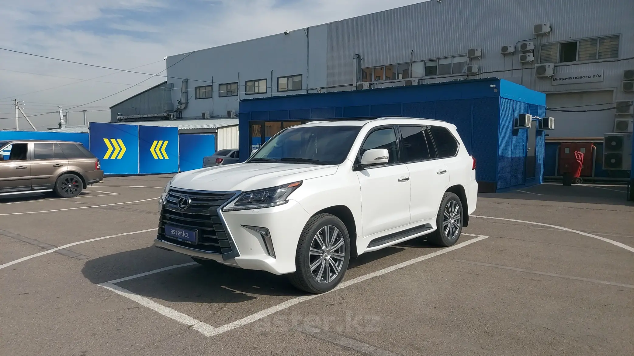 Lexus LX 2017