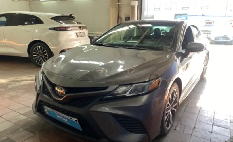 Toyota Camry 2019 года за 13 500 000 тг. в Астана