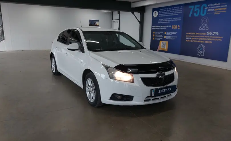 Chevrolet Cruze 2012 года за 3 000 000 тг. в Астана фото 2