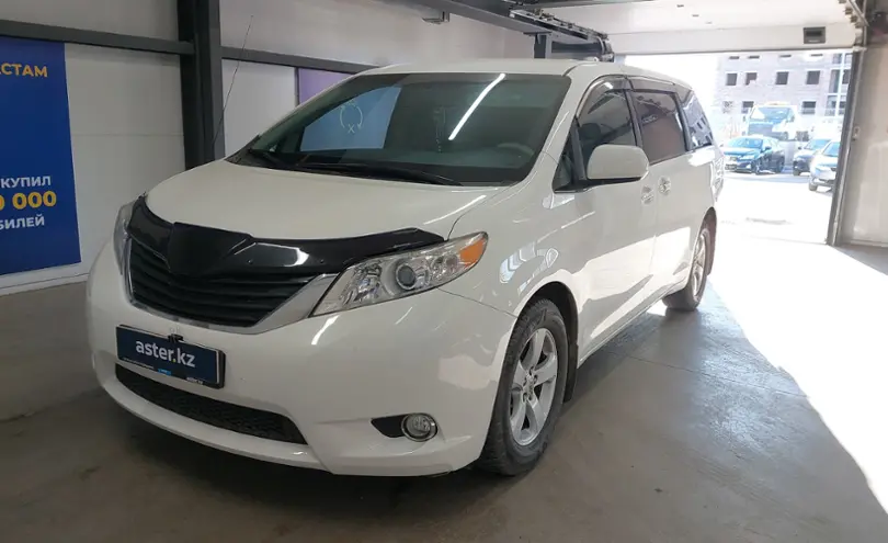 Toyota Sienna 2012 года за 12 500 000 тг. в Астана