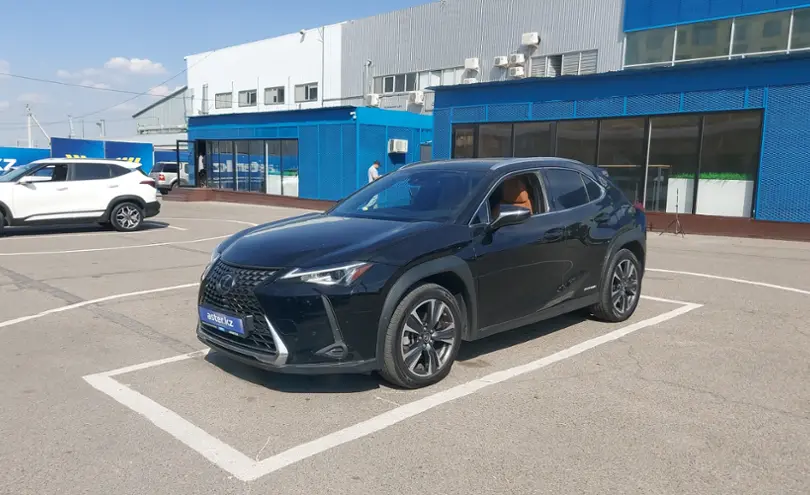 Lexus UX 2019 года за 12 000 000 тг. в Алматы