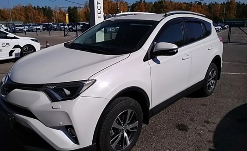 Toyota RAV4 2016 года за 10 700 000 тг. в Усть-Каменогорск