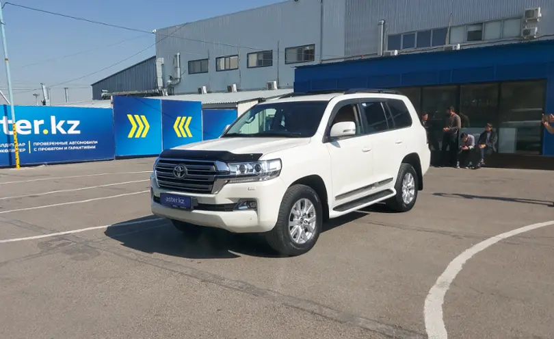 Toyota Land Cruiser 2016 года за 30 000 000 тг. в Алматы