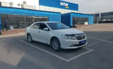 Toyota Camry 2014 года за 9 500 000 тг. в Алматы фото 2